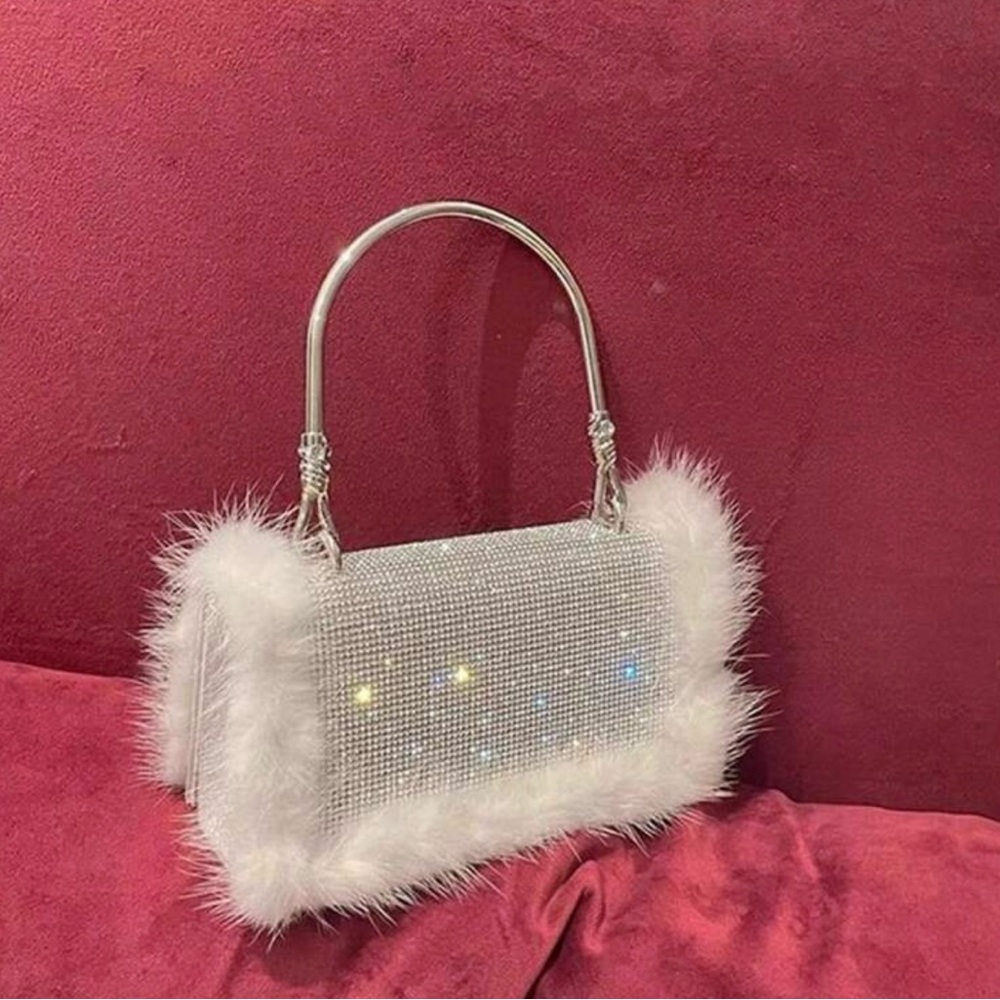 Diva Silver and White Fur Shoulder Bag